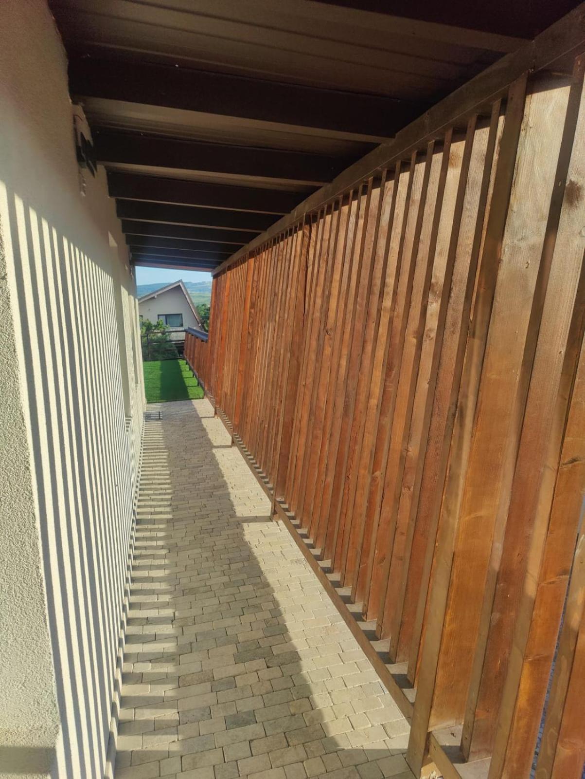 Luxus Cluj Airport Apartments ภายนอก รูปภาพ